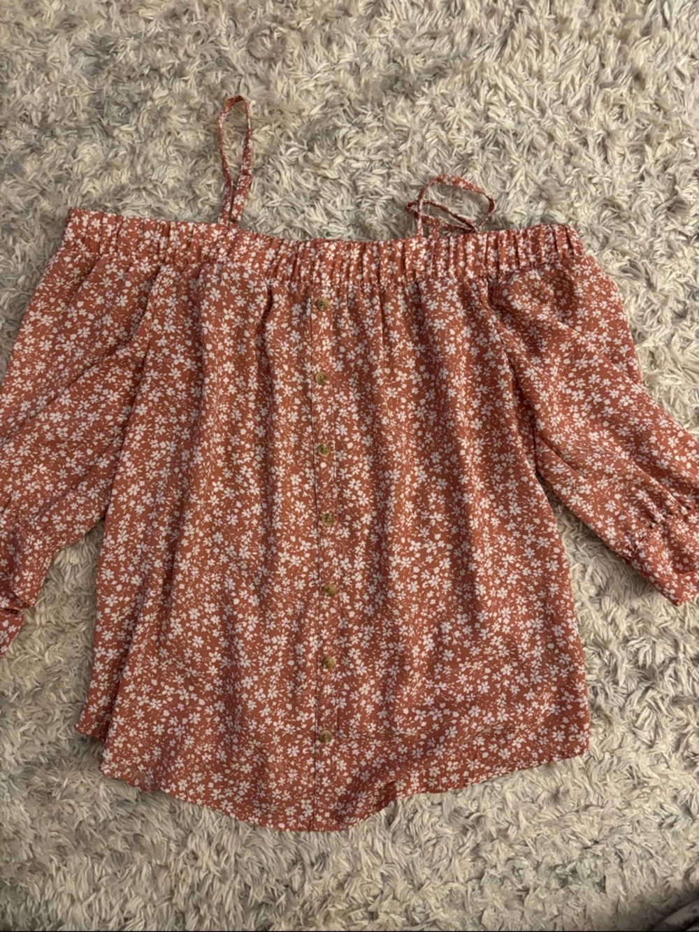 Iz Byer Mauve Floral Off-the-Shoulder Blouse with Buttons